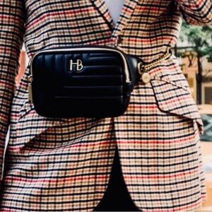 HENRI BENDEL 712 Belt Bag Black w Gold Tone Hardware + HB Dust Bag | EUC
